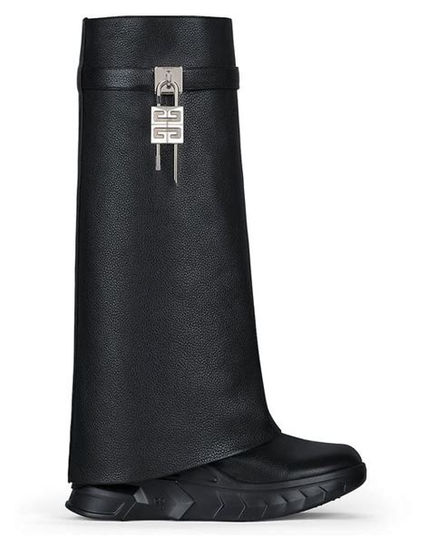 Shark Lock Biker boots in grained leather with studs 